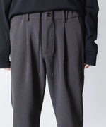 画像をギャラリービューアに読み込む, ATTACHMENT アタッチメントのPE STRETCH DOUBLE CLOTH REGULAR FIT EASY TROUSERS - X.GRAYの公式通販サイトsession福岡セレクトショップ

