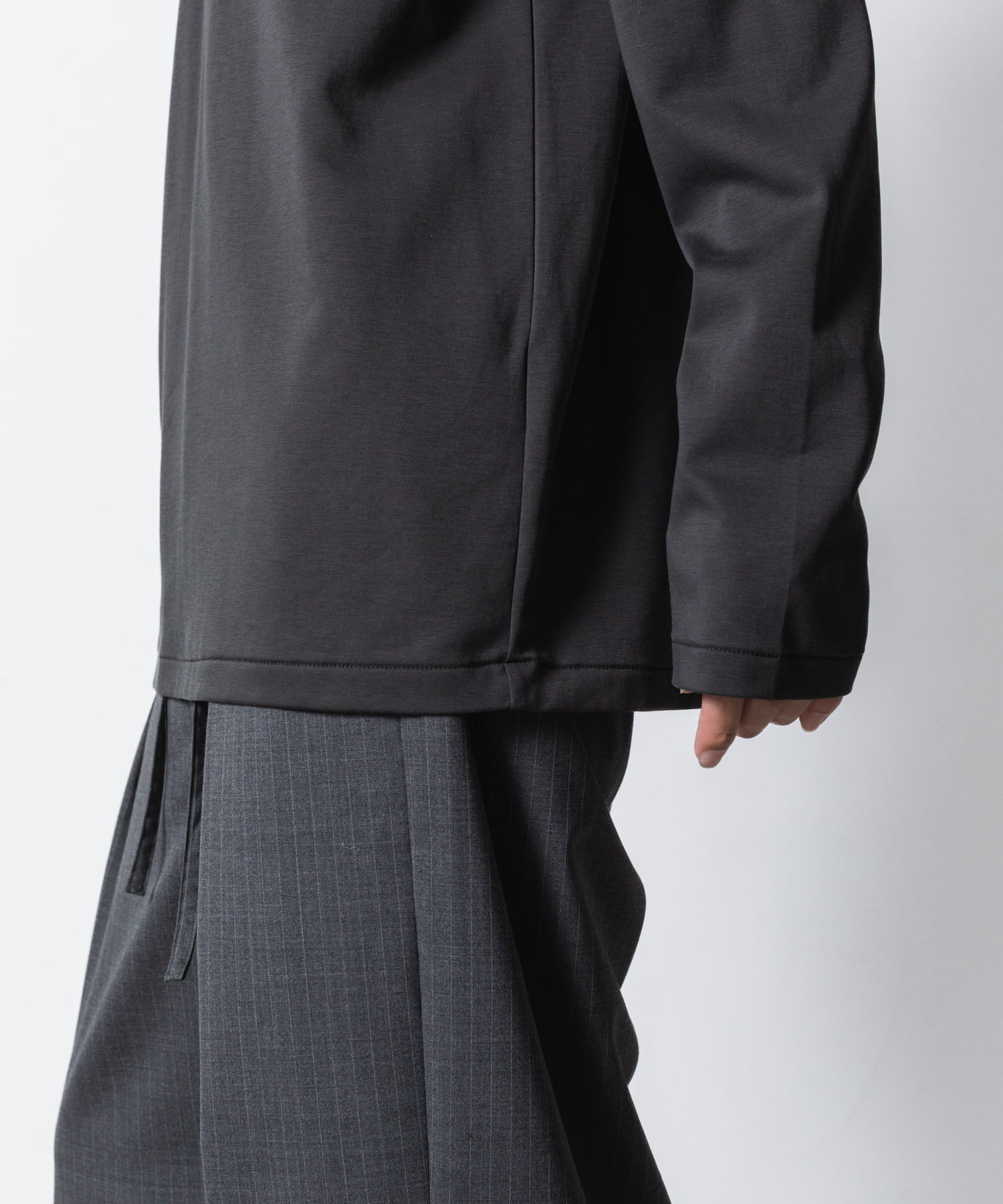 ATTACHMENT アタッチメントのCOTTON DOUBLE FACE SLIM FIT L/S TEE - D.GRAYの公式通販サイトsession福岡セレクトショップ