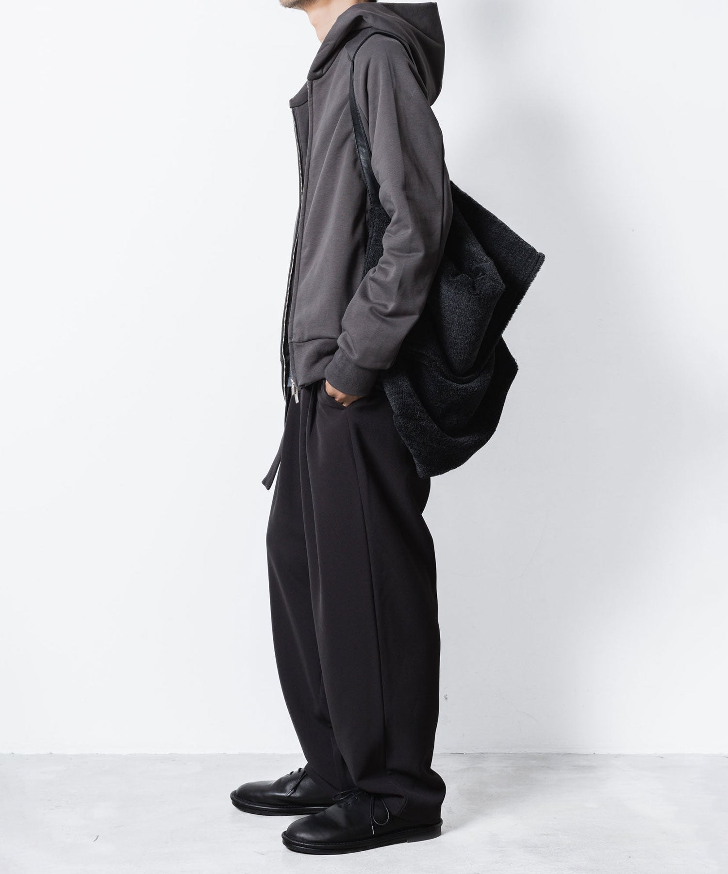 ATTACHMENT / EXCLUSIVE ITEMアタッチメントのCO STRECH TERRY ZIP UP HOODIE - D.GRAYの公式通販サイトsession福岡セレクトショップ