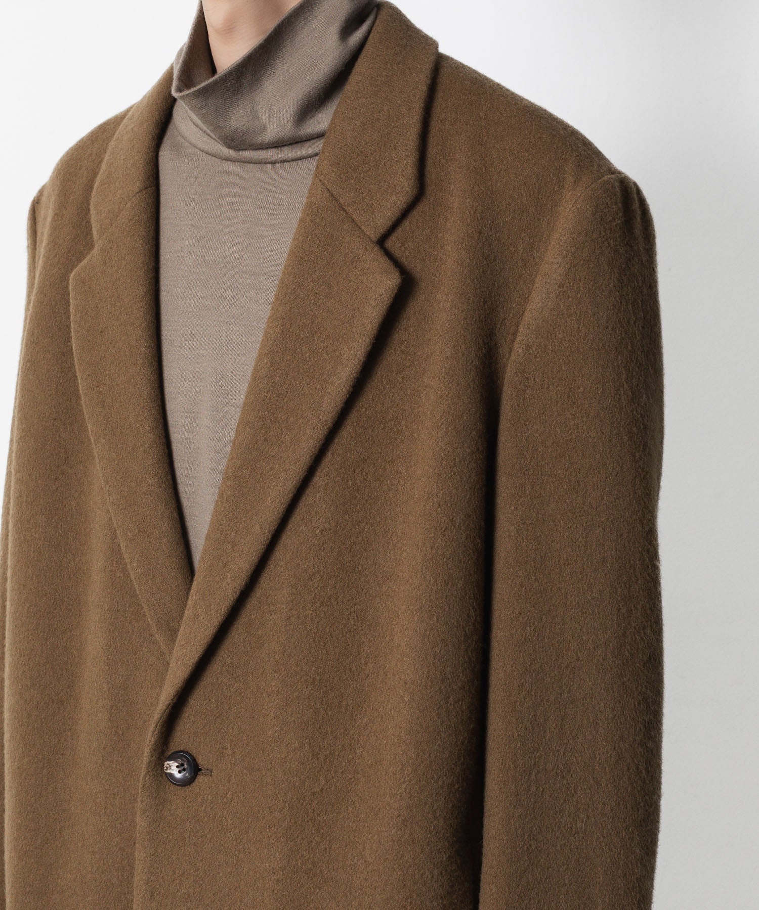 ATTACHMENT アタッチメントのWOOL SHAGGY PADDING CHESTER COAT - CAMELの公式通販サイトsession福岡セレクトショップ