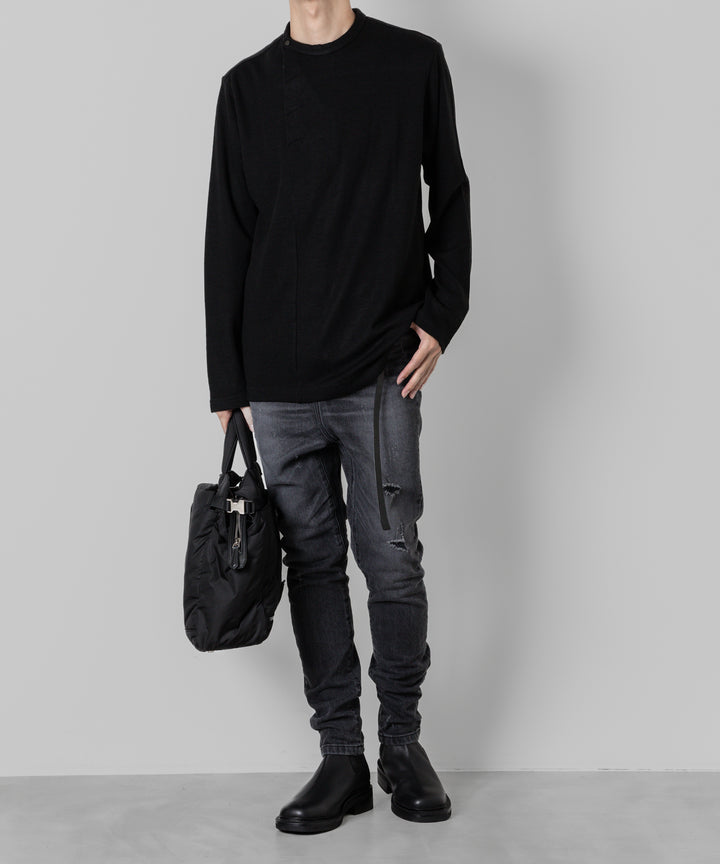 ato(アトウ)の23awコレクションのDAMAGED STRETCH SARROUEL DENIM PANTSのBLACK