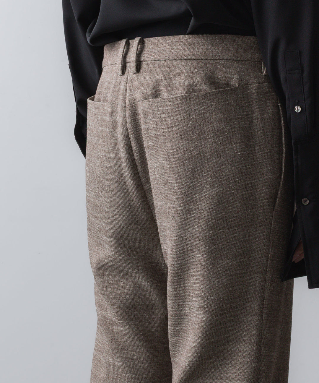 ato(アトウ)のSLUB TWEED FLAIR PANTS - BROWNの公式通販サイトsession福岡セレクトショップ