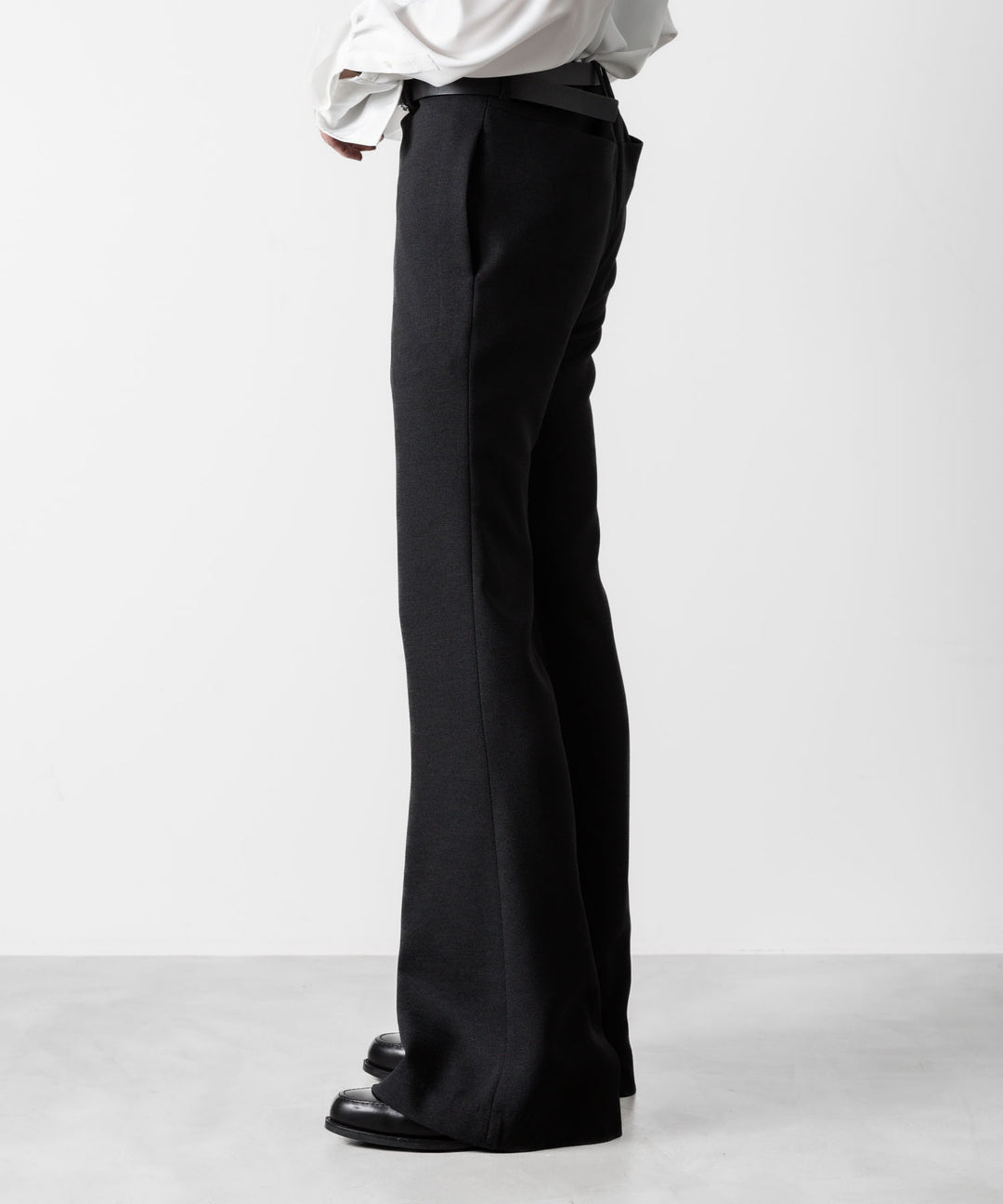 ato アトウの25SS のSLUB TWEED FLAIR PANTSの公式通販サイトsession福岡セレクトショップ