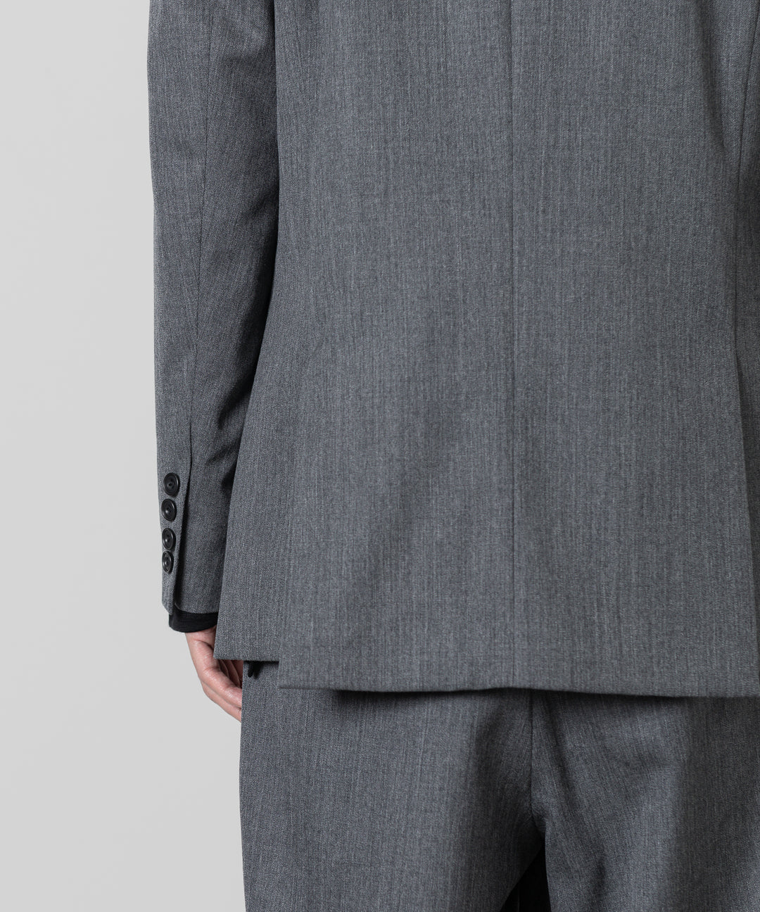 ato(アトウ)のWOOL TWILL NO COLLAR JACKETのCHARCOAL