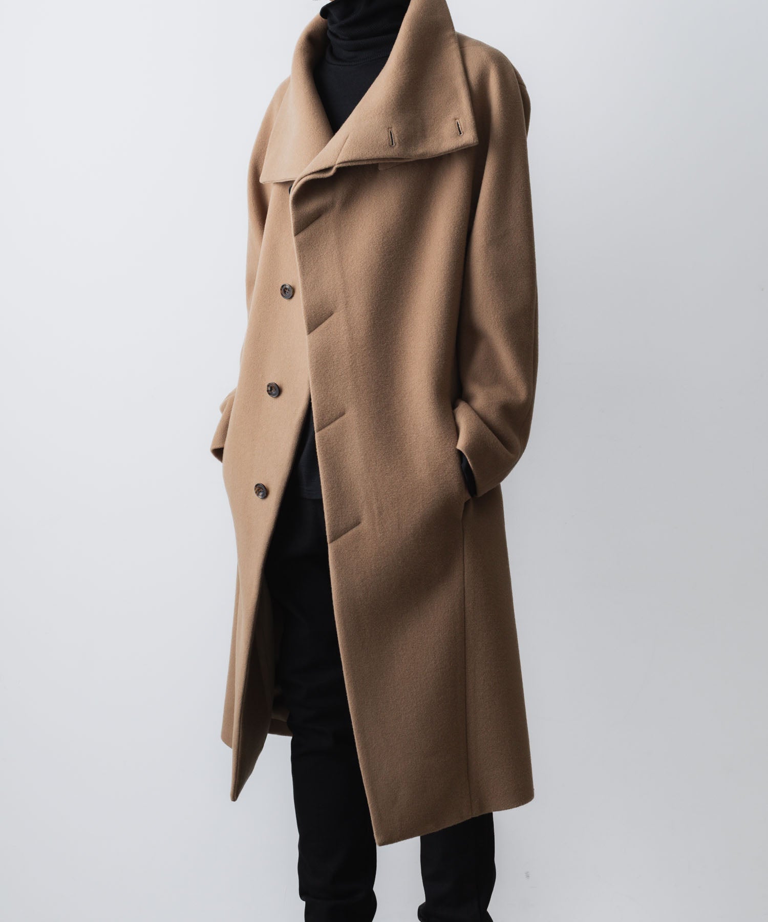ato(アトウ)のENGLAND LAMB MELTON STAND COLLAR COAT - D.BEIGEの公式通販サイトsession福岡セレクトショップ