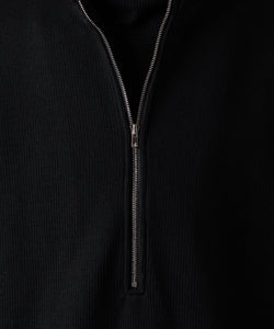 【ato】STAND COLLAR ZIP PULLOVER - BLACK