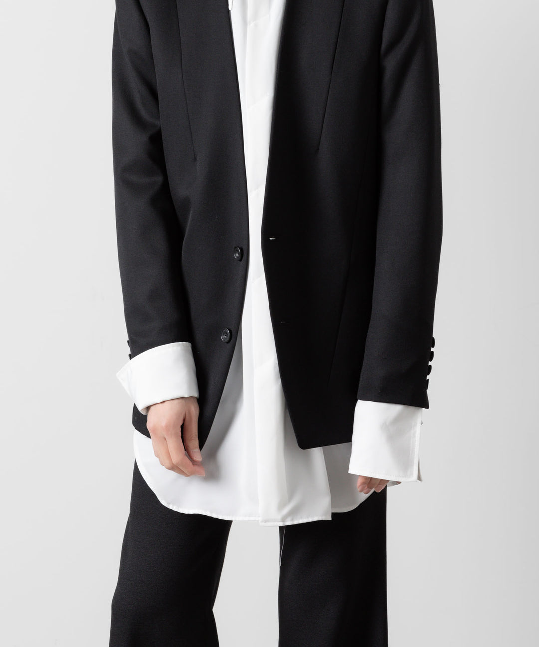 ato(アトウ)のOVERSIZED DOUBLE CUFFS SHIRT - WHITEの公式通販サイトsession福岡セレクトショップ