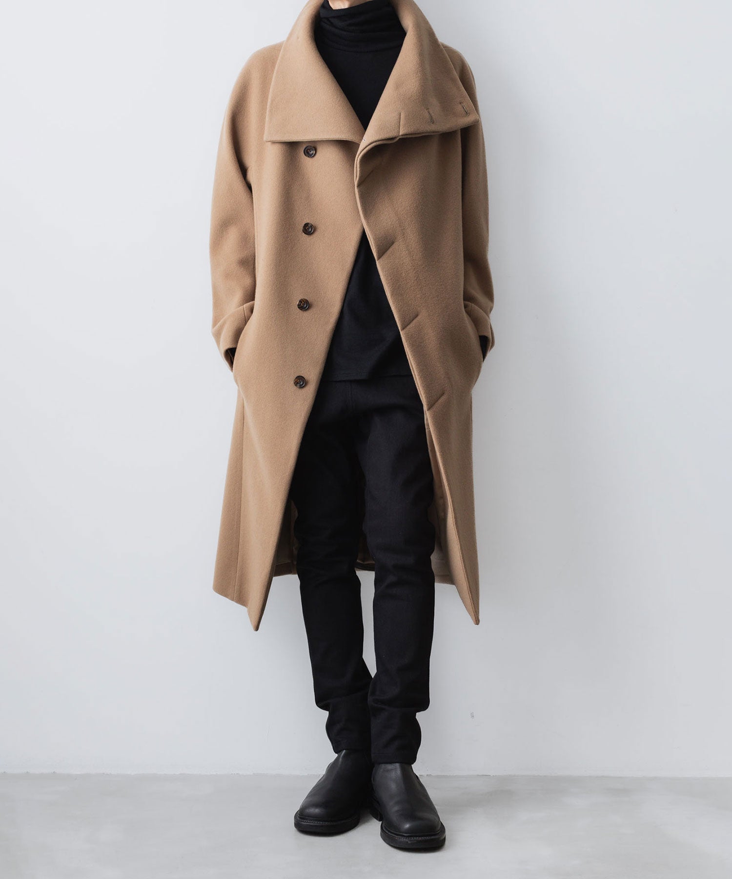 ato(アトウ)のENGLAND LAMB MELTON STAND COLLAR COAT - D.BEIGEの公式通販サイトsession福岡セレクトショップ