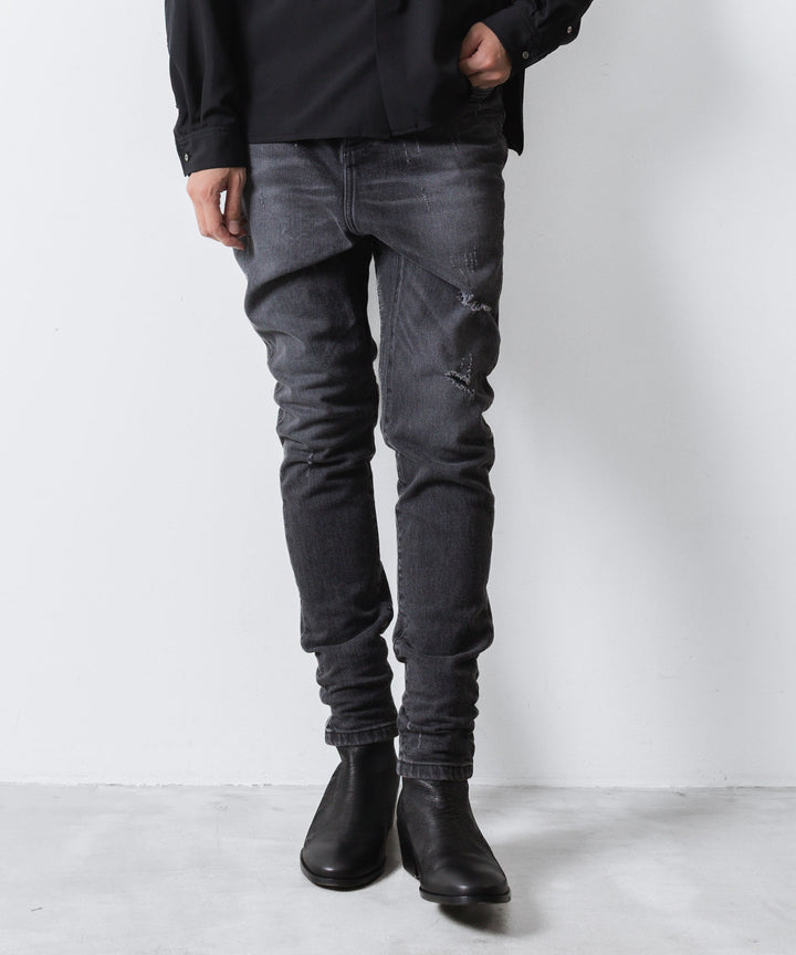 ato(アトウ)の23awコレクションのDAMAGED STRETCH SARROUEL DENIM PANTSのBLACK