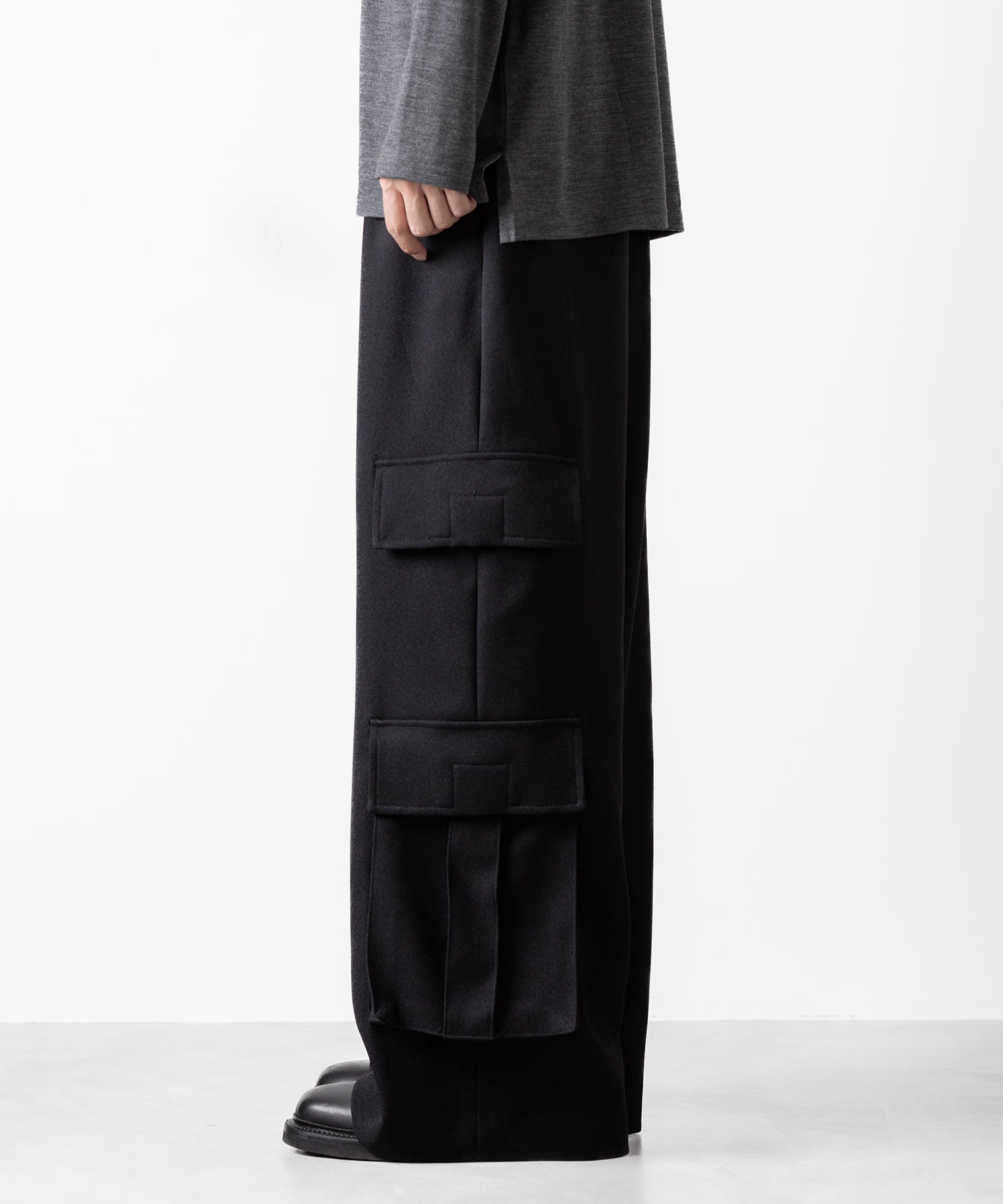 ato(アトウ)のDOUBLE POCKET WIDE PANTS - BLACKの公式通販サイトsession福岡セレクトショップ