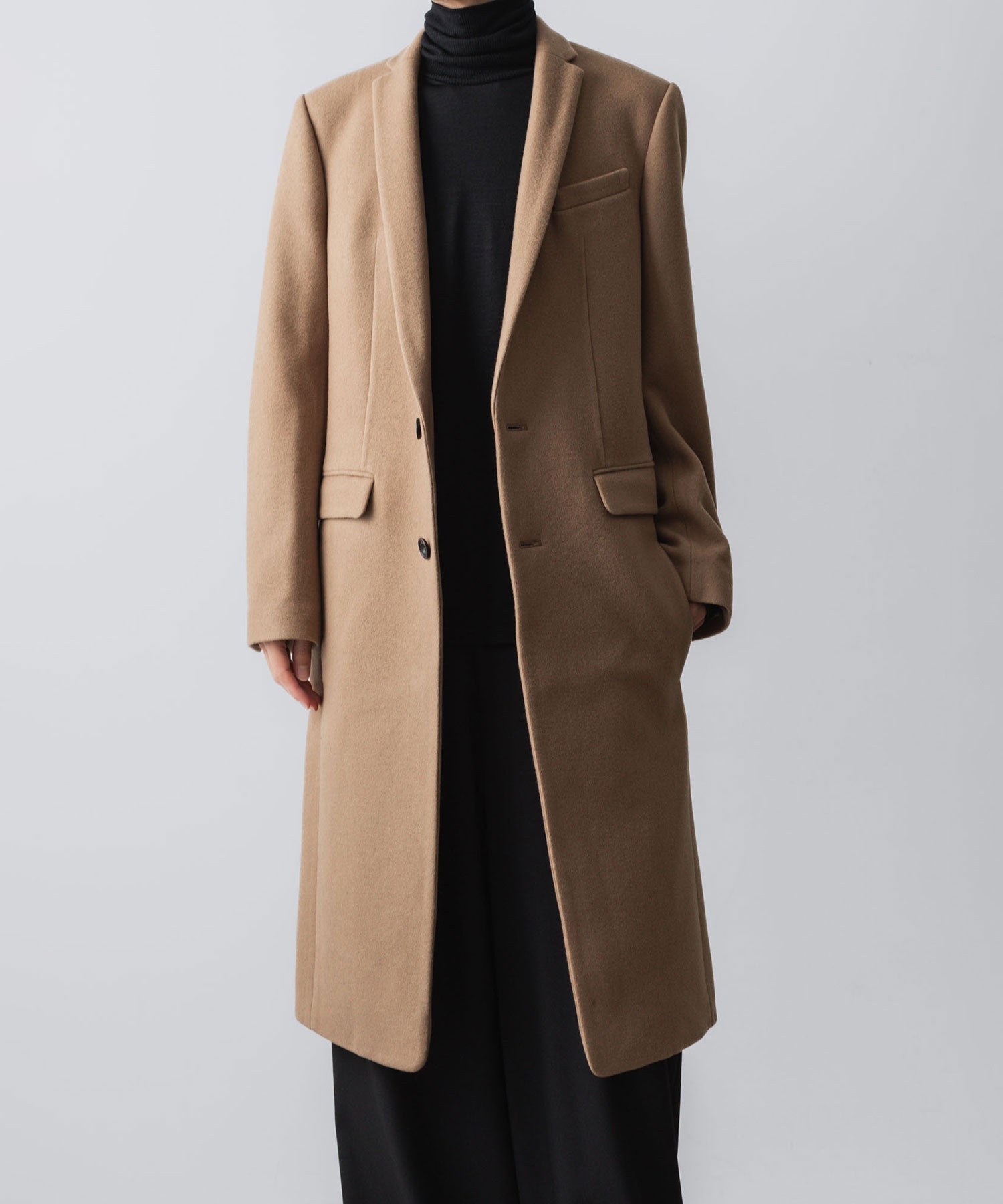 ato(アトウ)のENGLAND LAMB CHESTERFIELD COAT - BEIGEの公式通販サイトsession福岡セレクトショップ