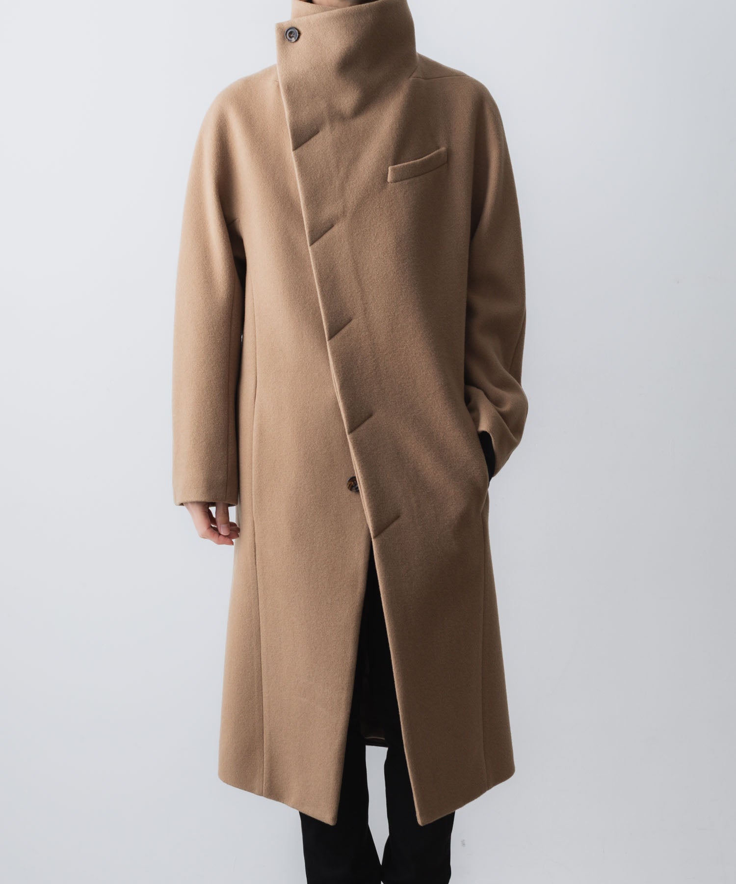 ato(アトウ)のENGLAND LAMB MELTON STAND COLLAR COAT - D.BEIGEの公式通販サイトsession福岡セレクトショップ