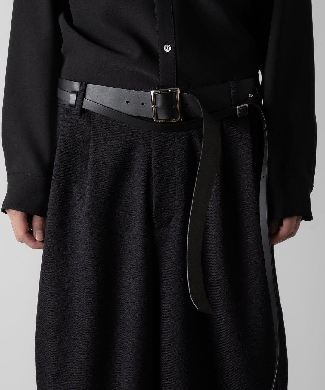 ato アトウのCOWHIDE DOUBLE BELT " WIDE "- BLACKの公式通販サイトsession福岡セレクトショップ