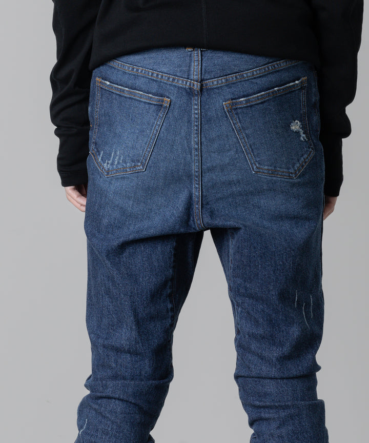 ato(アトウ)の23awコレクションのDAMAGED STRETCH SARROUEL DENIM PANTSのNAVY