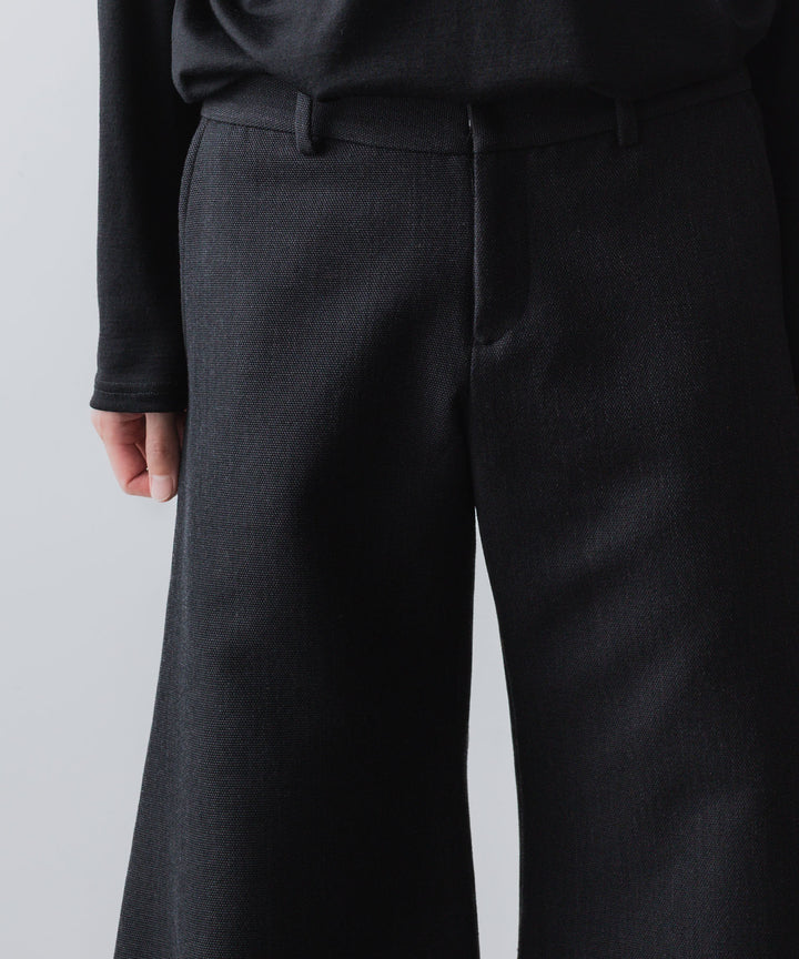 ato(アトウ)のRECYCLE POLYESTER/WOOL WIDE FLAIR PANTS - BLACKの公式通販サイトsession福岡セレクトショップ