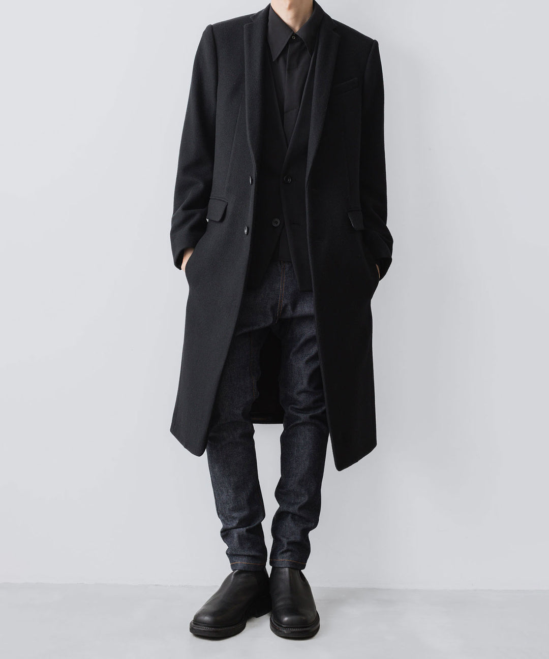ato(アトウ)のENGLAND LAMB CHESTERFIELD COAT - BLACKの公式通販サイトsession福岡セレクトショップ
