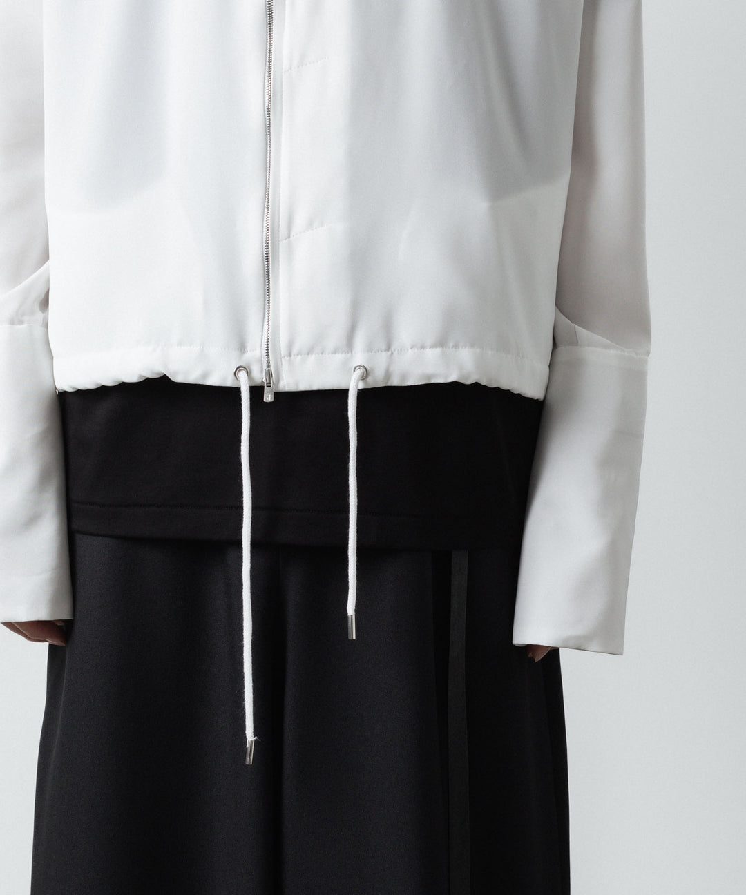 ato(アトウ)のDOUBLE CUFFS ZIP SHIRT - WHITEの公式通販サイトsession福岡セレクトショップ