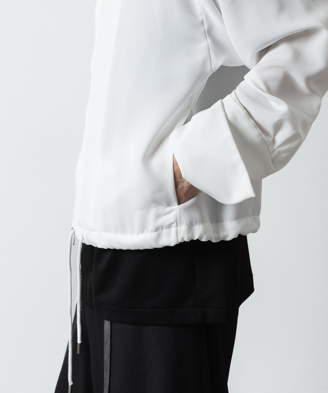 ato(アトウ)のDOUBLE CUFFS ZIP SHIRT - WHITEの公式通販サイトsession福岡セレクトショップ