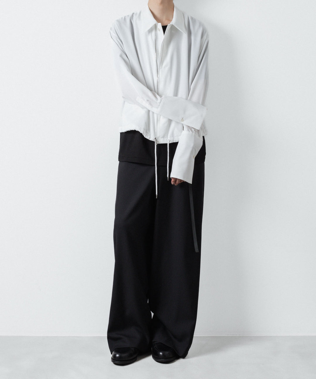 ato(アトウ)のDOUBLE CUFFS ZIP SHIRT - WHITEの公式通販サイトsession福岡セレクトショップ