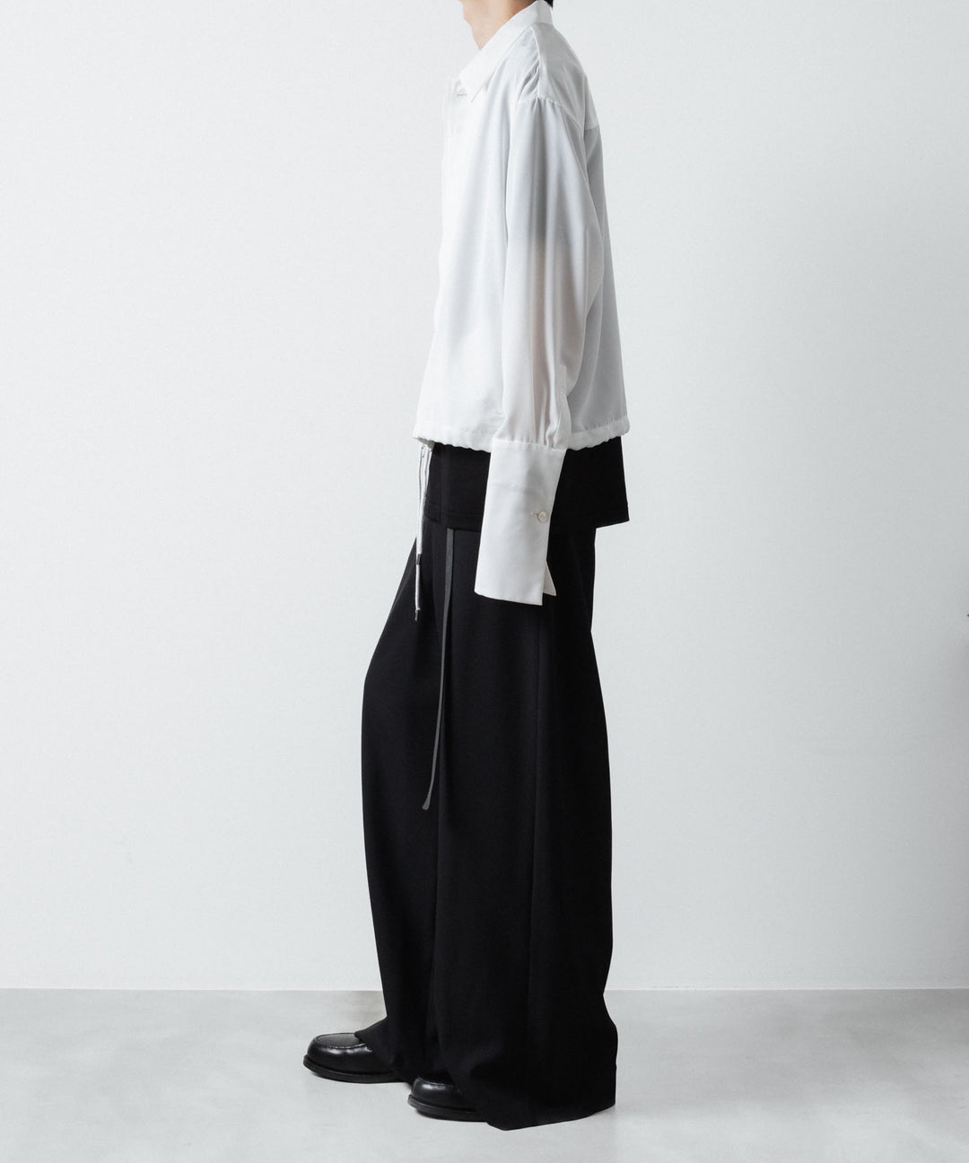 ato(アトウ)のDOUBLE CUFFS ZIP SHIRT - WHITEの公式通販サイトsession福岡セレクトショップ