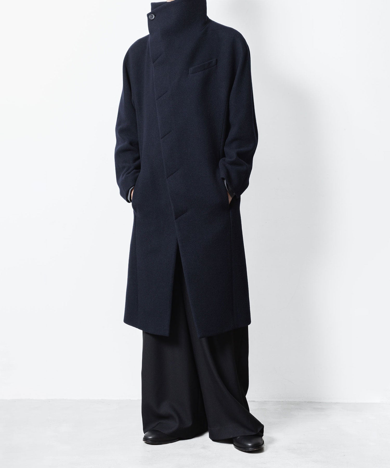 ato(アトウ)のENGLAND LAMB MELTON STAND COLLAR COAT -  NAVYの公式通販サイトsession福岡セレクトショップ