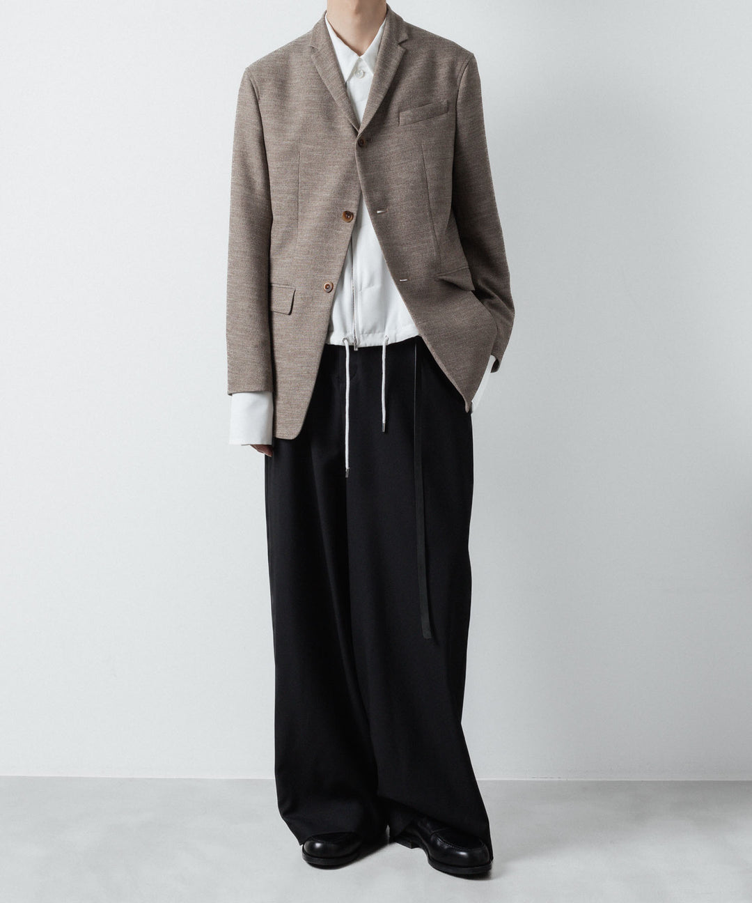 ato(アトウ)のDOUBLE CUFFS ZIP SHIRT - WHITEの公式通販サイトsession福岡セレクトショップ