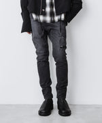 画像をギャラリービューアに読み込む, ato(アトウ)の23awコレクションのDAMAGED STRETCH SARROUEL DENIM PANTSのBLACK
