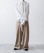 画像をギャラリービューアに読み込む, ato(アトウ)のCREPE DE CHINE  SHORT SCARF SHIRT - WHITEの公式通販サイトsession福岡セレクトショップ
