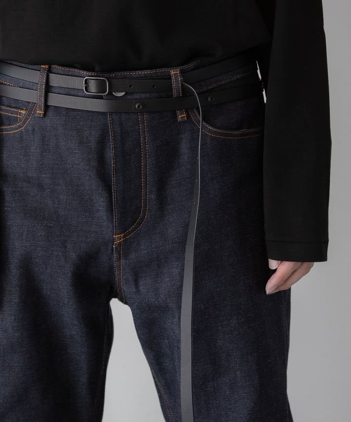ato(アトウ)のコレクションの定番のCOWHIDE DOUBLE BELTのBLACK