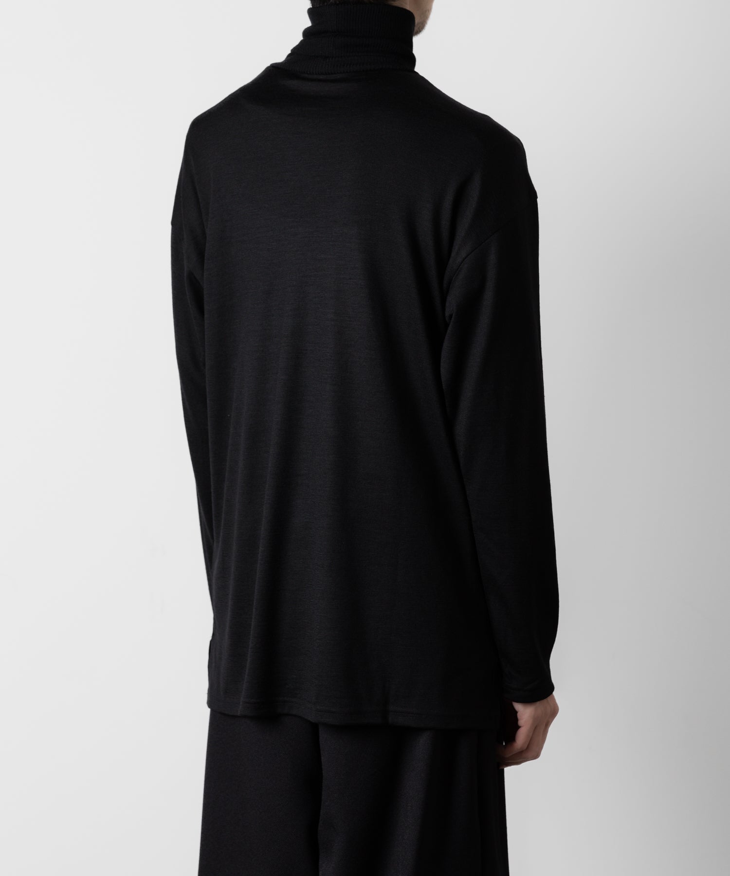 ato(アトウ)のWOOL JERSEY TURTLE NECK - BLACKの公式通販サイトsession福岡セレクトショップ