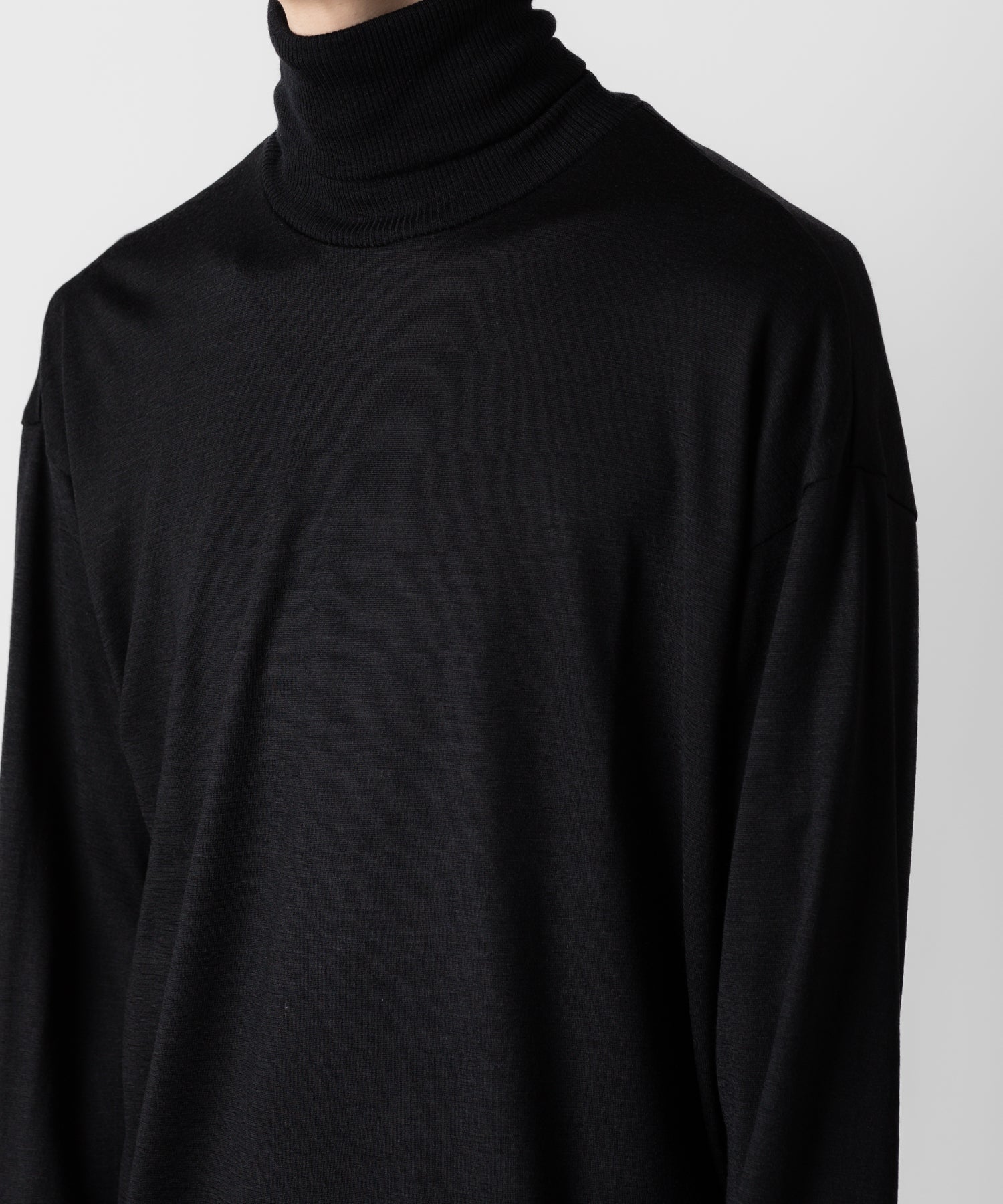 ato(アトウ)のWOOL JERSEY TURTLE NECK - BLACKの公式通販サイトsession福岡セレクトショップ