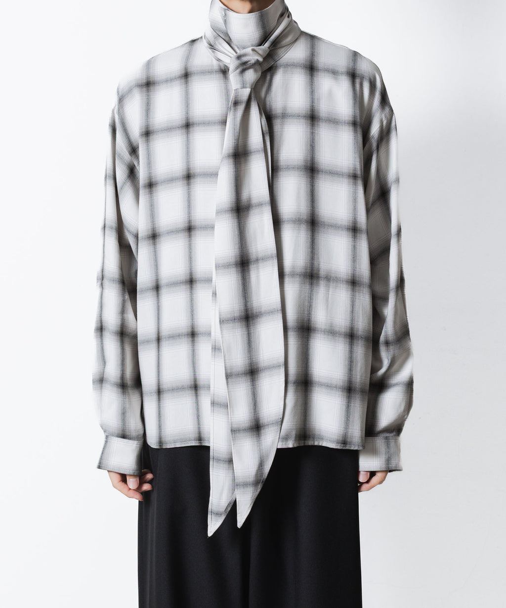 ato(アトウ)のOMBRE-CHECK SHORT SCARF SHIRT - WHITEの公式通販サイトsession福岡セレクトショップ