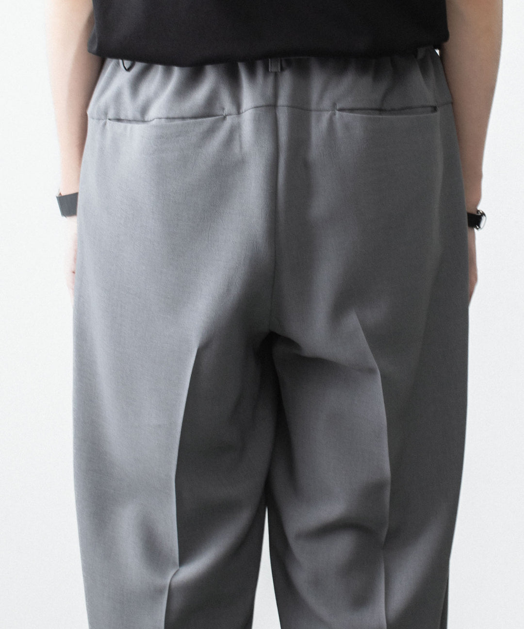 ATTACHMENT / EXCLUSIVE ITEMアタッチメントのPE LIGHT TROPICAL EASY TROUSERS - L.GRAYの公式通販サイトsession福岡セレクトショップ