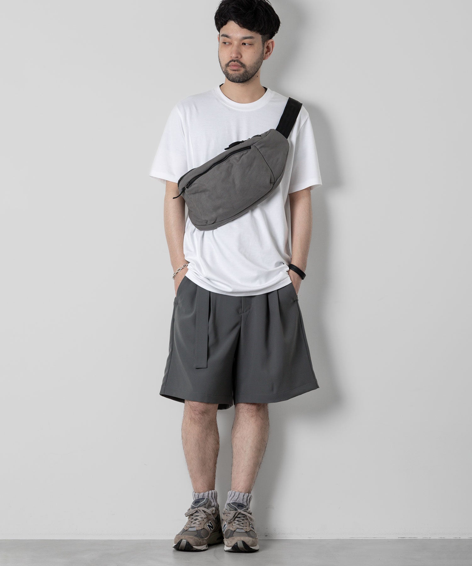 【ATTACHMENT】ATTACHMENT アタッチメントのPE COMPACT TWILL BELTED SHORTS - GRAY 公式通販サイトsession福岡セレクトショップ