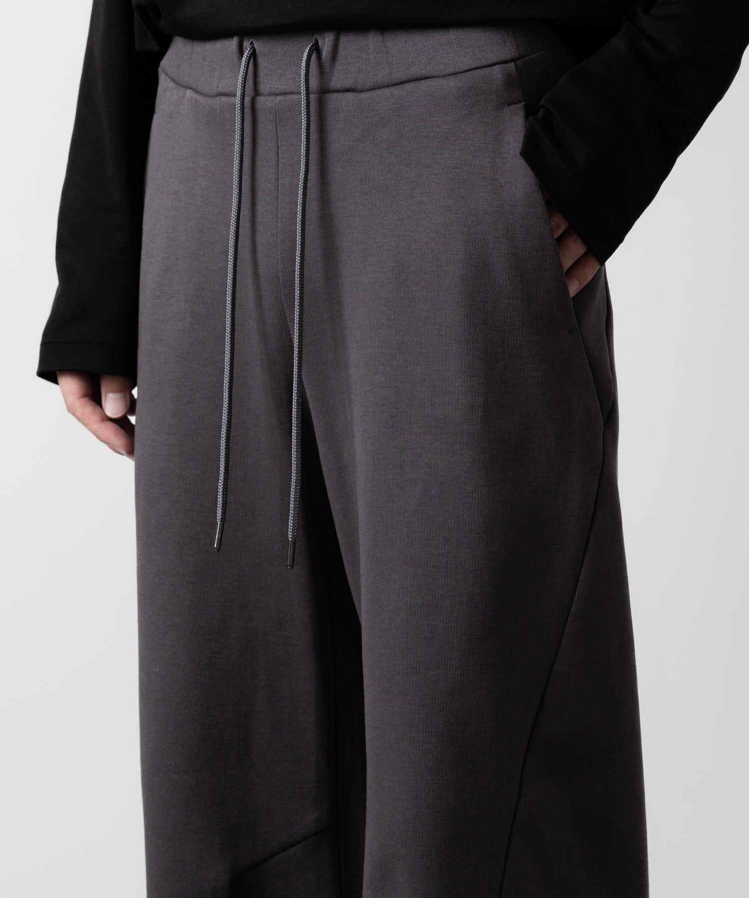 ATTACHMENT アタッチメントのCO/PE DOUBLE KNIT THREE DIMENSIONAL WIDE PANTS - D.GRAY 公式通販サイトsession福岡セレクトショップ