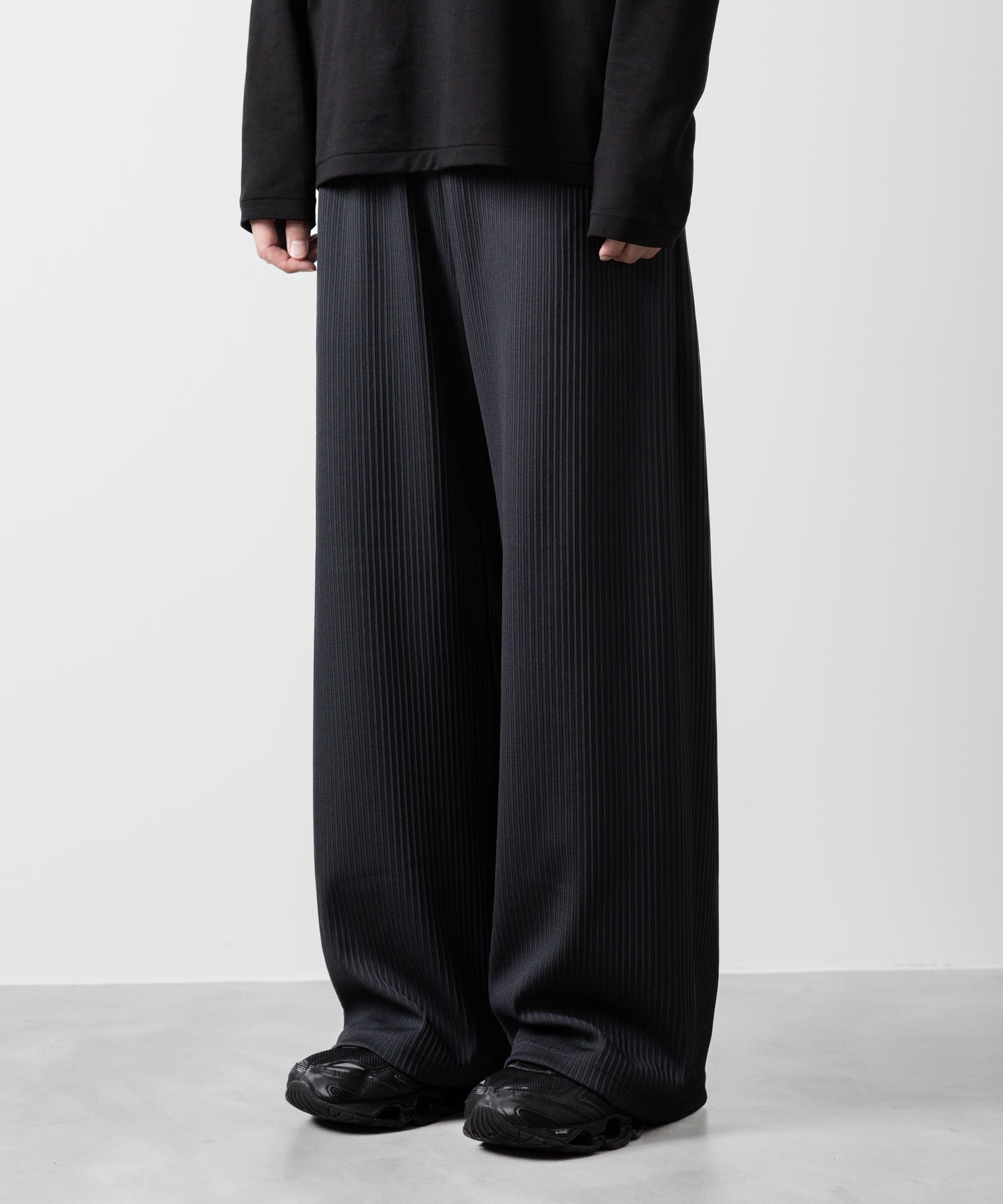 ATTACHMENT アタッチメントのPE STRETCH RIB WIDE LOUNGE TROUSERS - D.GRAY 公式通販サイトsession福岡セレクトショップ