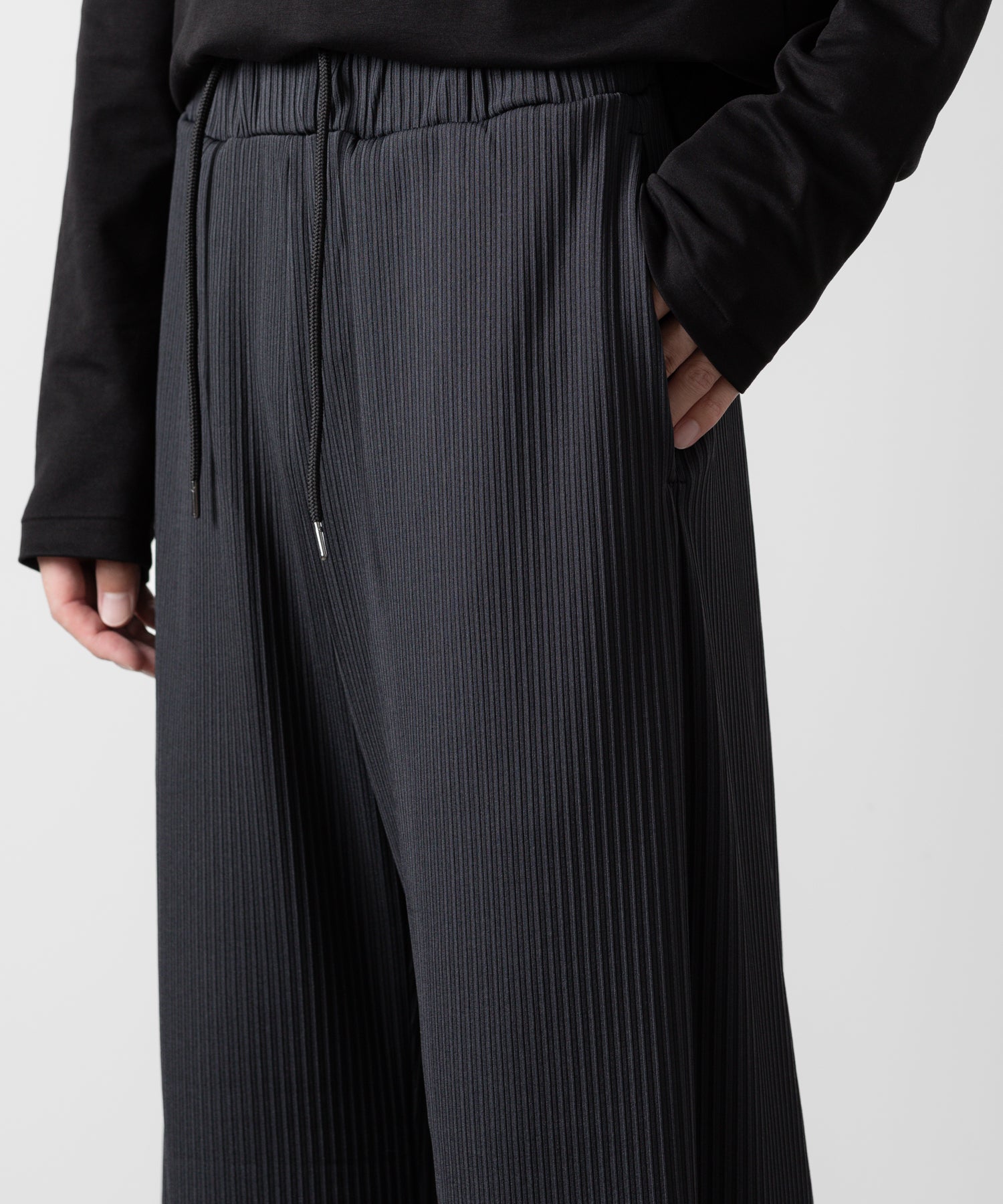 ATTACHMENT アタッチメントのPE STRETCH RIB WIDE LOUNGE TROUSERS - D.GRAY 公式通販サイトsession福岡セレクトショップ