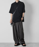 画像をギャラリービューアに読み込む, ATTACHMENT アタッチメント LIMITEDのSORIBIA TWILL BELTED WIDE TROUSERS - D.GRAYの公式通販サイトsession福岡セレクトショップ
