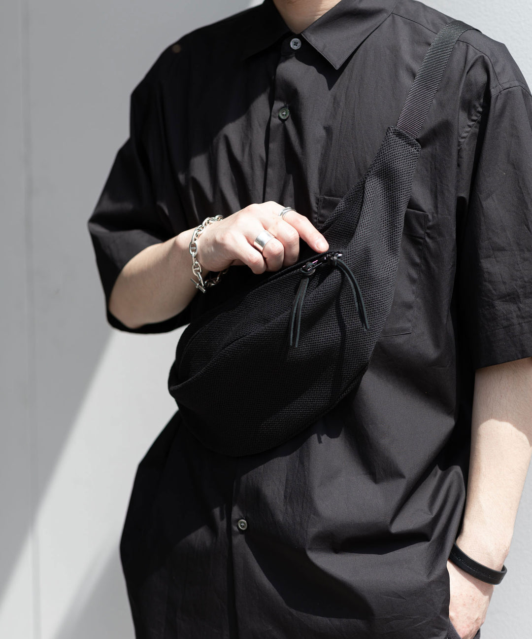 KaILI(カイリ)×awasaのCOTTON MESH WAIST POUCH - BLACKの公式通販サイトsession福岡セレクトショップ