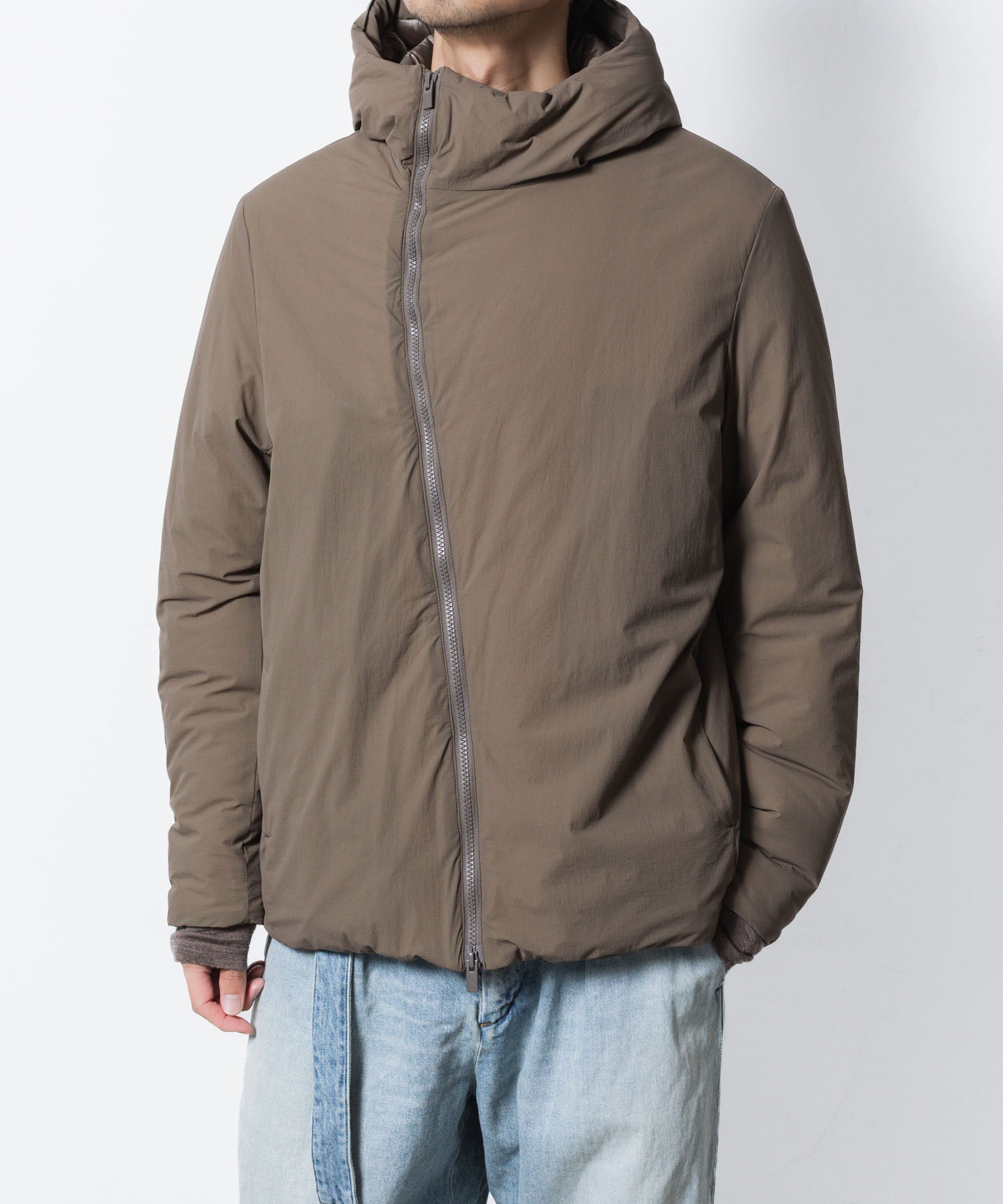 ATTACHMENT / EXCLUSIVE ITEMアタッチメントのNY 2WAY STRECH ROUND ZIP HOODED JACKET - CAMELの公式通販サイトsession福岡セレクトショップ