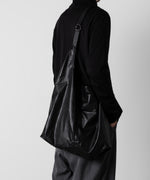 画像をギャラリービューアに読み込む, ATTACHMENT アタッチメント LIMITEDのSYNTHETIC SHOULDER SHOPPING BAG - BLACKの公式通販サイトsession福岡セレクトショップ
