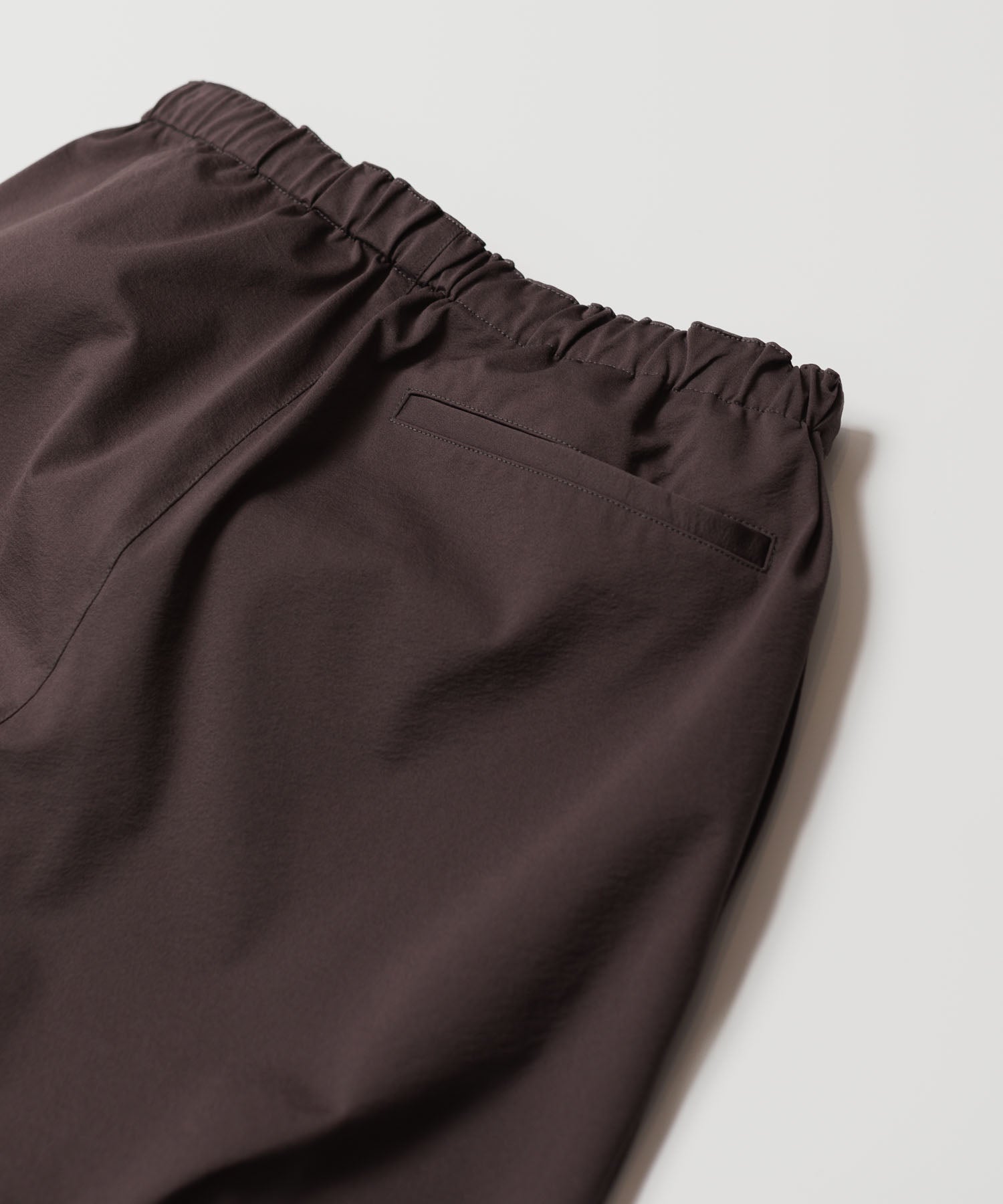 ATTACHMENT アタッチメントのPE HIGH GAUGE JERSEY TRAINING PANTS - L.BROWNの公式通販サイトsession福岡セレクトショップ