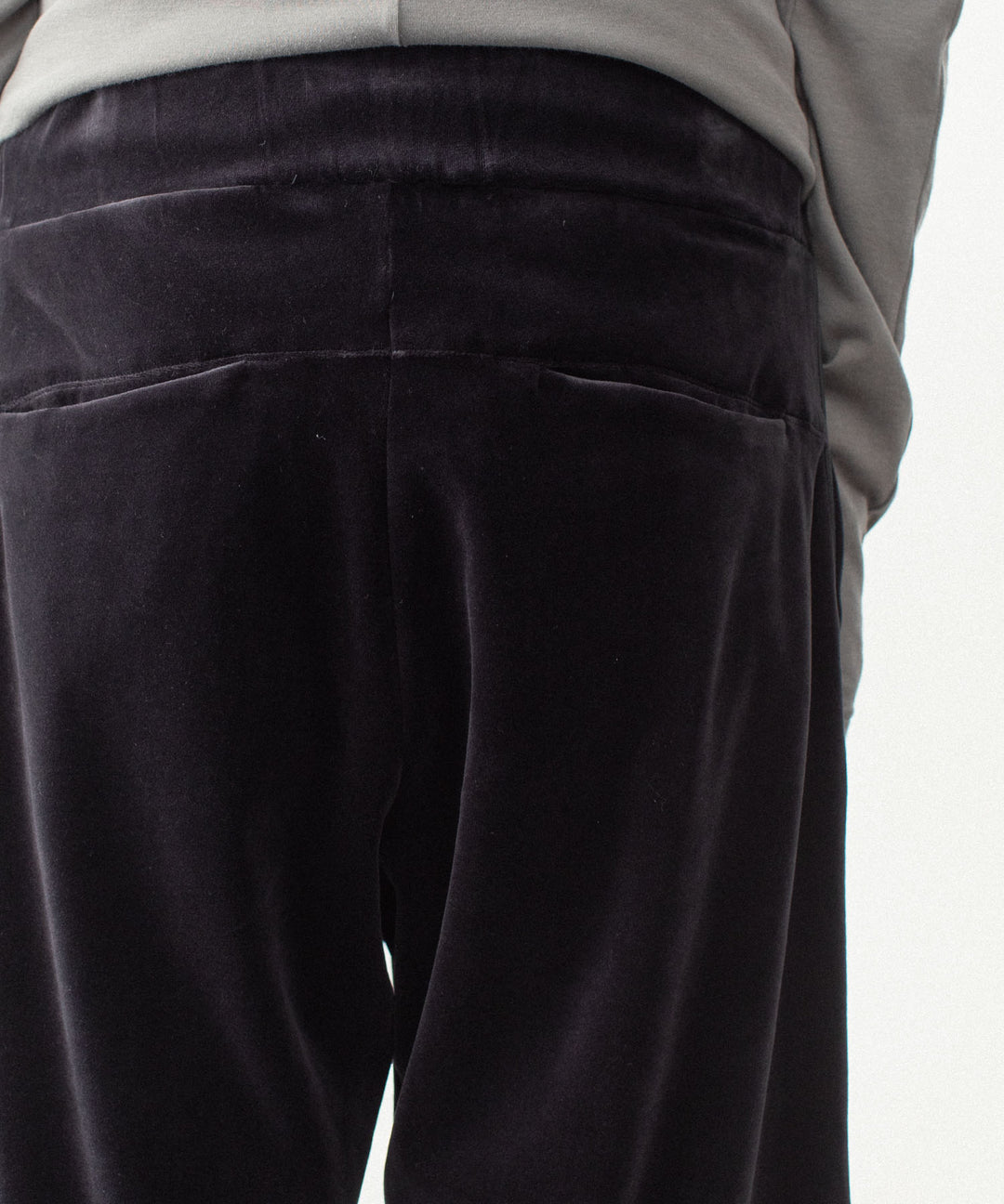 ATTACHMENT アタッチメントの80/2 ORGANIC VELOR BALLOON WIDE TRACK TROUSERS - BLACKの公式通販サイトsession福岡セレクトショップ