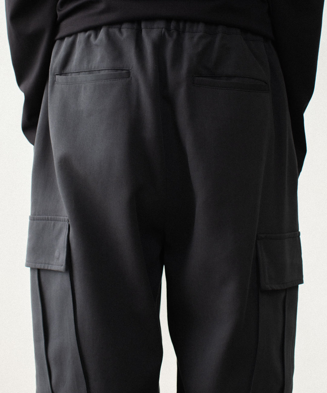 ATTACHMENT アタッチメントのCO/TEN POWDERY DOUBLE CROTH EASY CARGO TROUSERS - BLACKの公式通販サイトsession福岡セレクトショップ