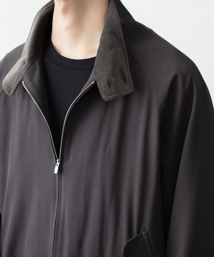 ATTACHMENT アタッチメントのWASHABLE HIGH TWIST GABARDINE HARRINGTON JACKET - KHAKI GRAYの公式通販サイトsession福岡セレクトショップ