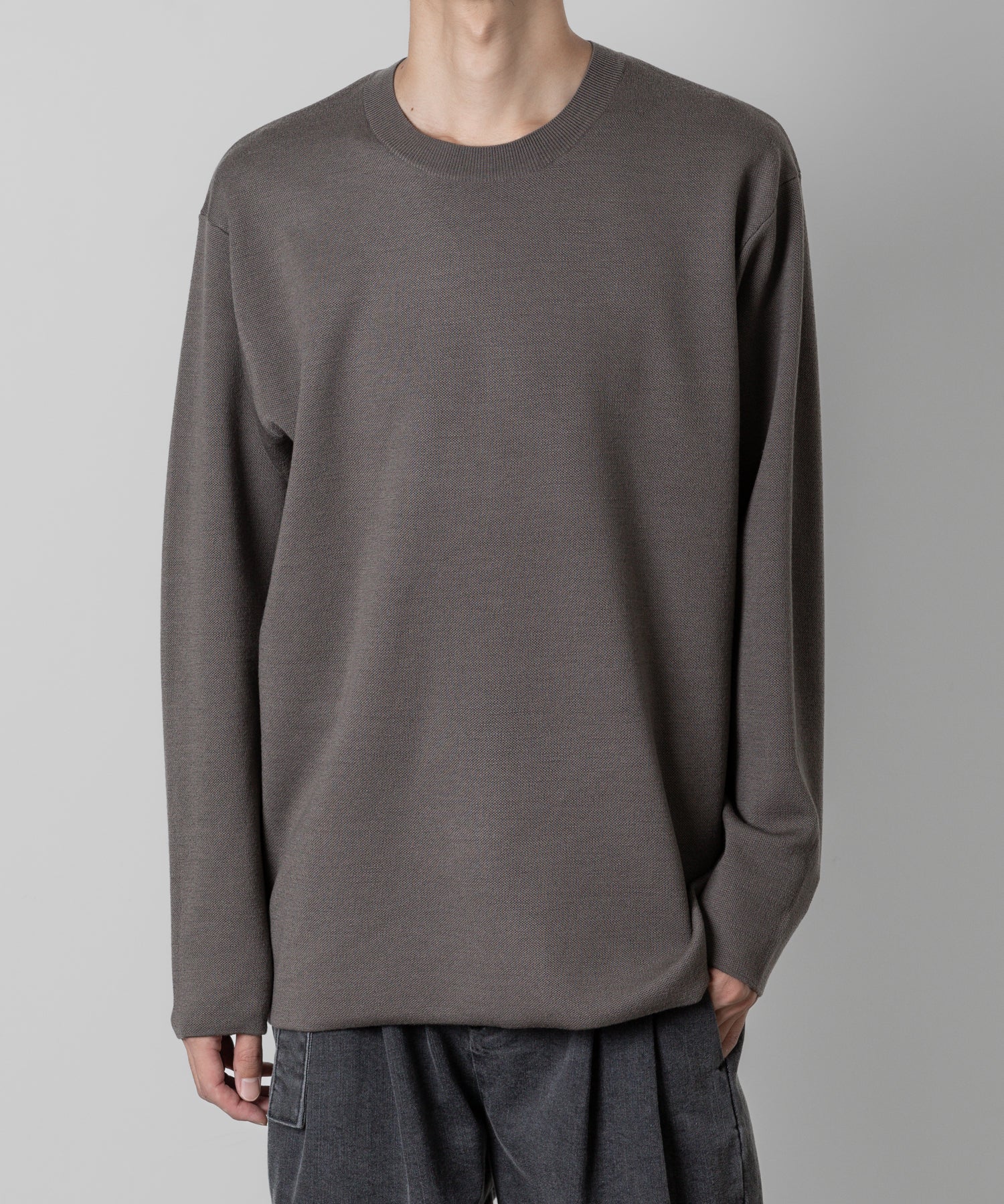 ATTACHMENT(アタッチメント）の23AWのWO×PE DOUBLE FACE KNIT CREWNECK PULLOVER L/SのKHAKI GRAY