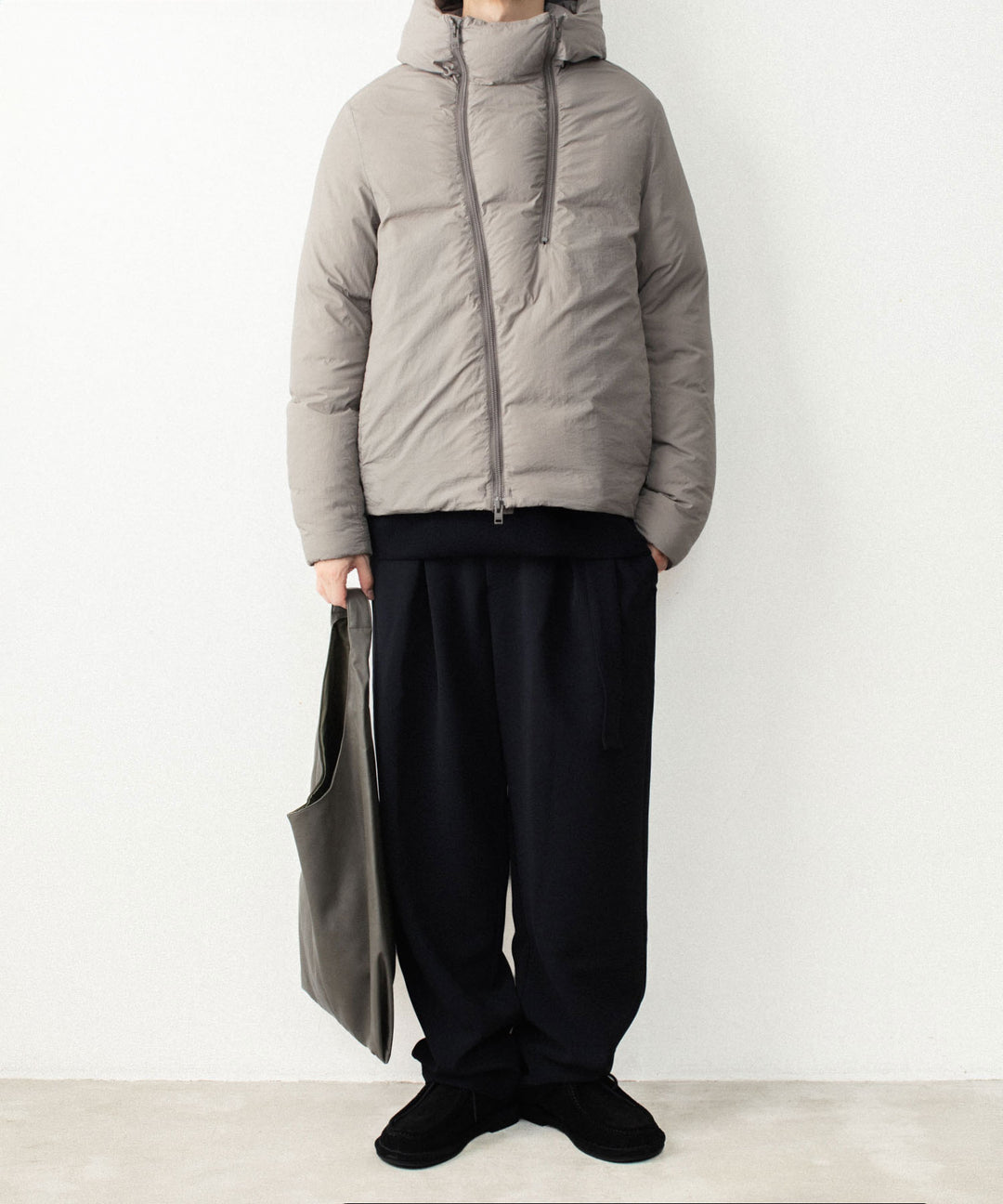 ATTACHMENT アタッチメントのNY TAFFETA HOODED DOWN JACKET - KHAKI GRAYの公式通販サイトsession福岡セレクトショップ