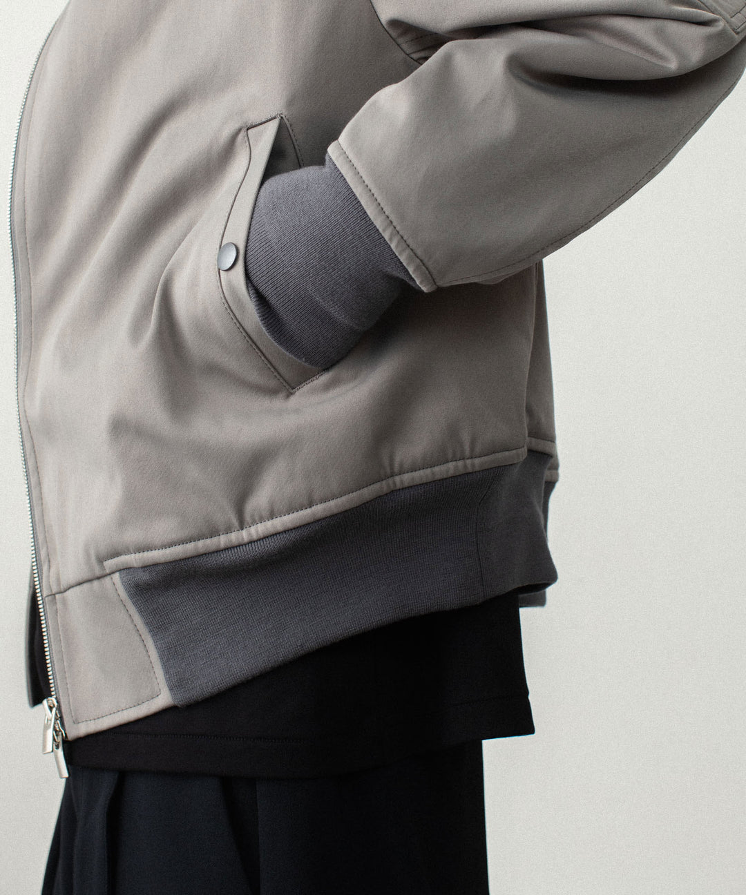 ATTACHMENT アタッチメントのNY/CO SATIN B-15 JACKET - KHAKI GRAYの公式通販サイトsession福岡セレクトショップ