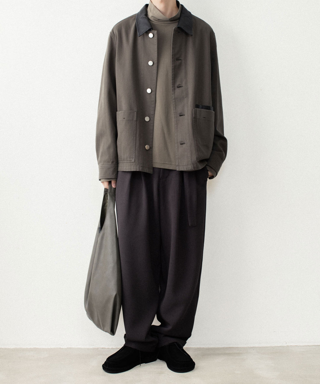 ATTACHMENT アタッチメントのPE STRETCH DOUBLE CLOTH CROSS TUCK TROUSERS - D.KH GRAYの公式通販サイトsession福岡セレクトショップ