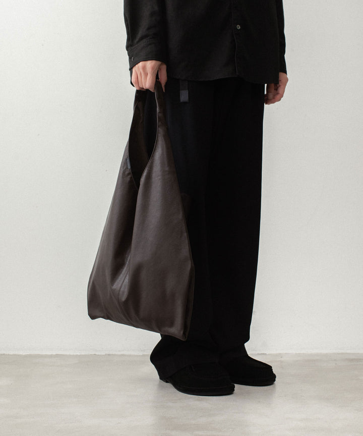 ATTACHMENT アタッチメントのSYNTHETIC LEATHER SMALL SHOPPING BAG - D.BROWNの公式通販サイトsession福岡セレクトショップ